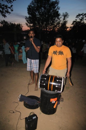 Raas Garba with Dholi